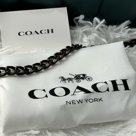 NEW/NWT COACH Quilted Swinger 20 - Metallic Dark Green - Picture 14 of 16